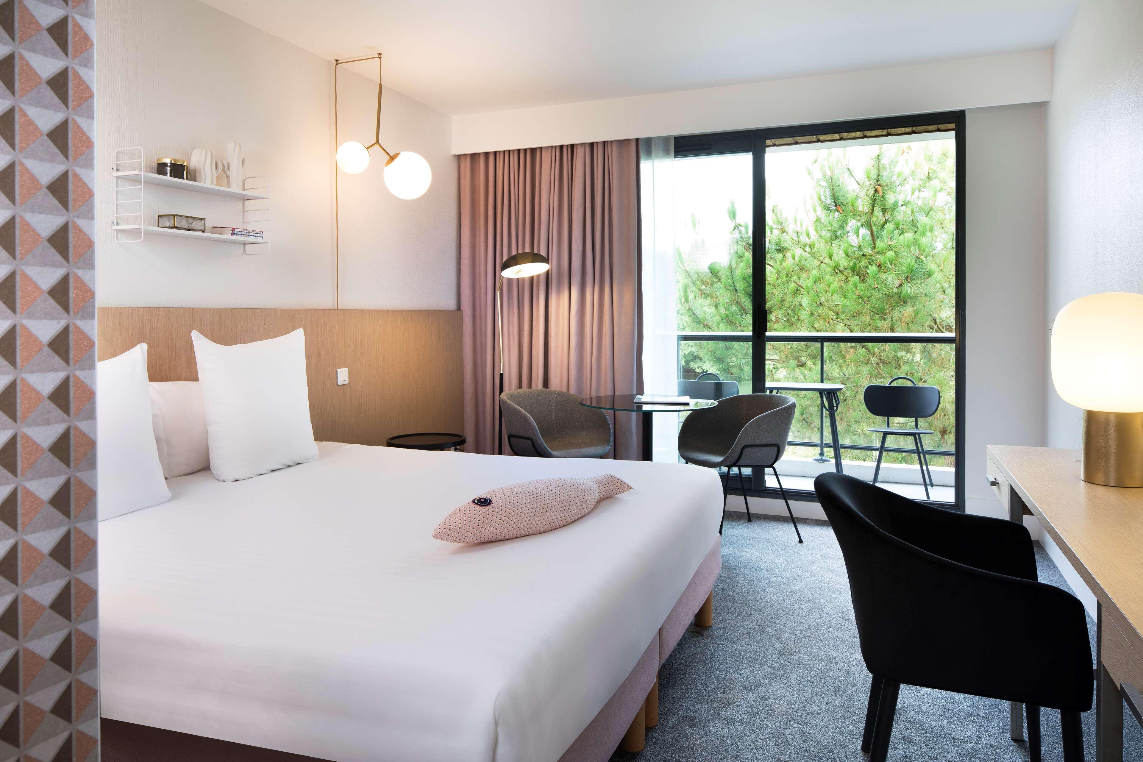 Best Western Plus Hotel Les Rives Du Ter Larmor-Plage Exterior photo